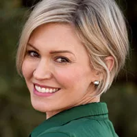 Bridging the Gap: Transparency and Technology with Lindsay Bunker