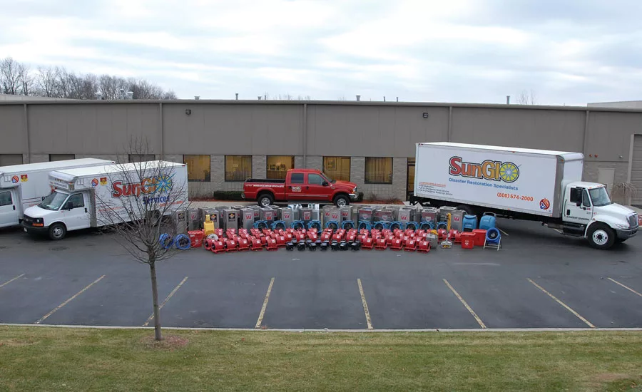 Independent-vs-Franchise-DebateSunGlo_Fleet_Equipment