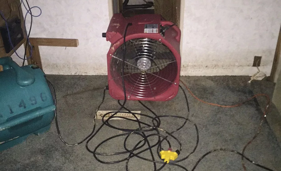 Water and flood damage disaster cleanup