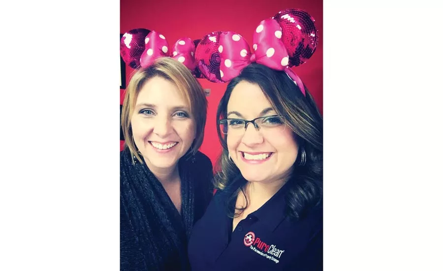 Shelli Bagwell (left)